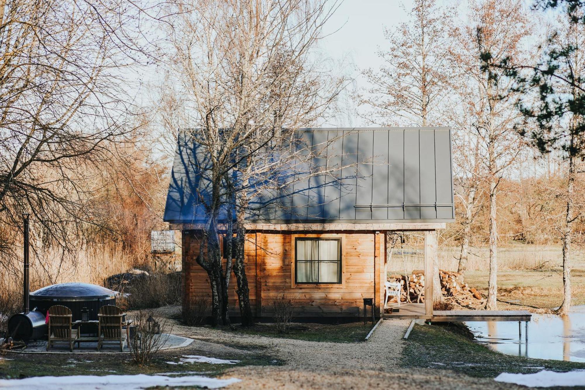Labiesi Lägenhet Jūrkalne Exteriör bild